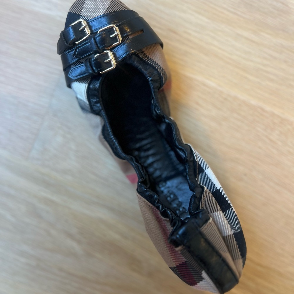 Burberry Black and Beige Vintage Check Leather Trim Ballet Flats - Picture 2 of 3